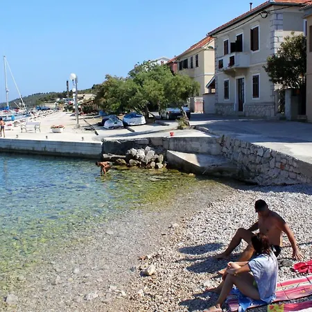 Apartments With A Parking Space Sali, Dugi Otok - 447 *