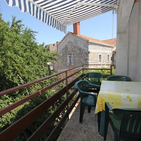 Apartment Apartments With A Parking Space Sali, Dugi Otok - 447 Sali