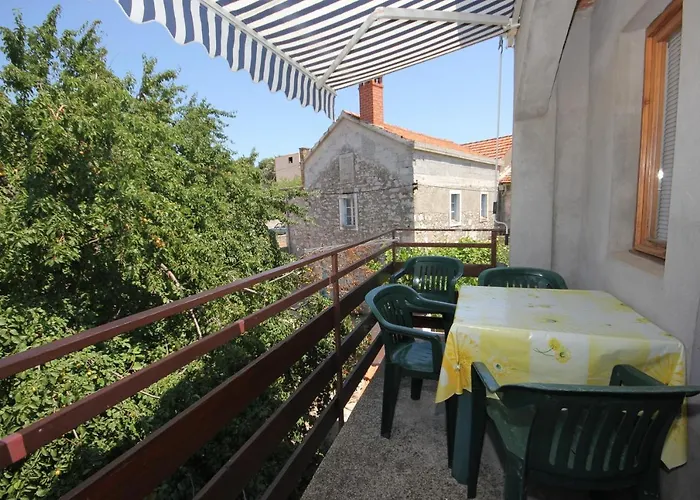 Daire With Parking Space - Dugi Otok - 447 Sali